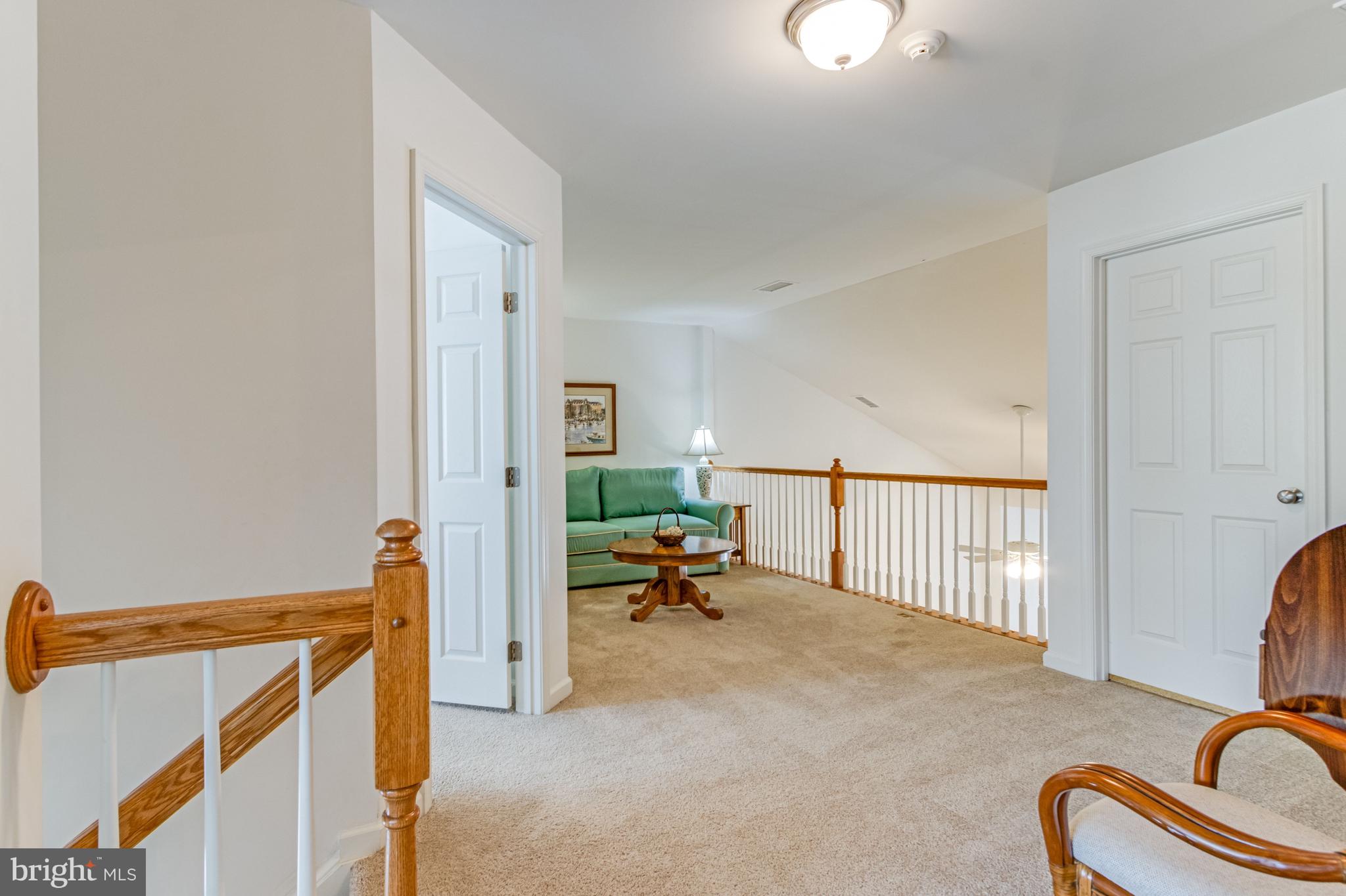 WINDHURST MANOR - Residential