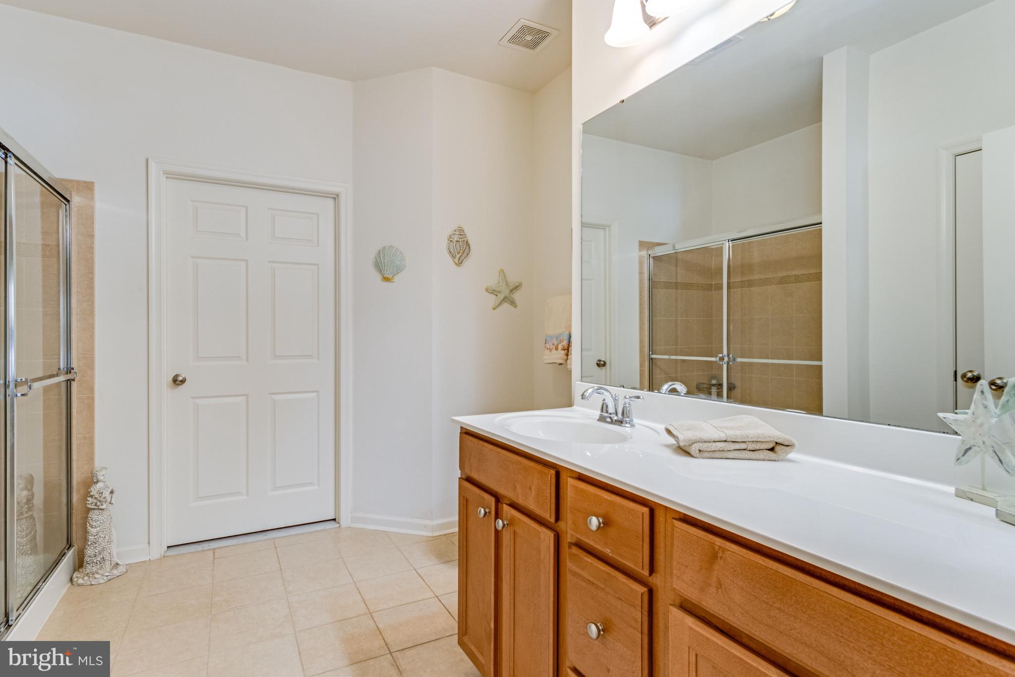 WINDHURST MANOR - Residential