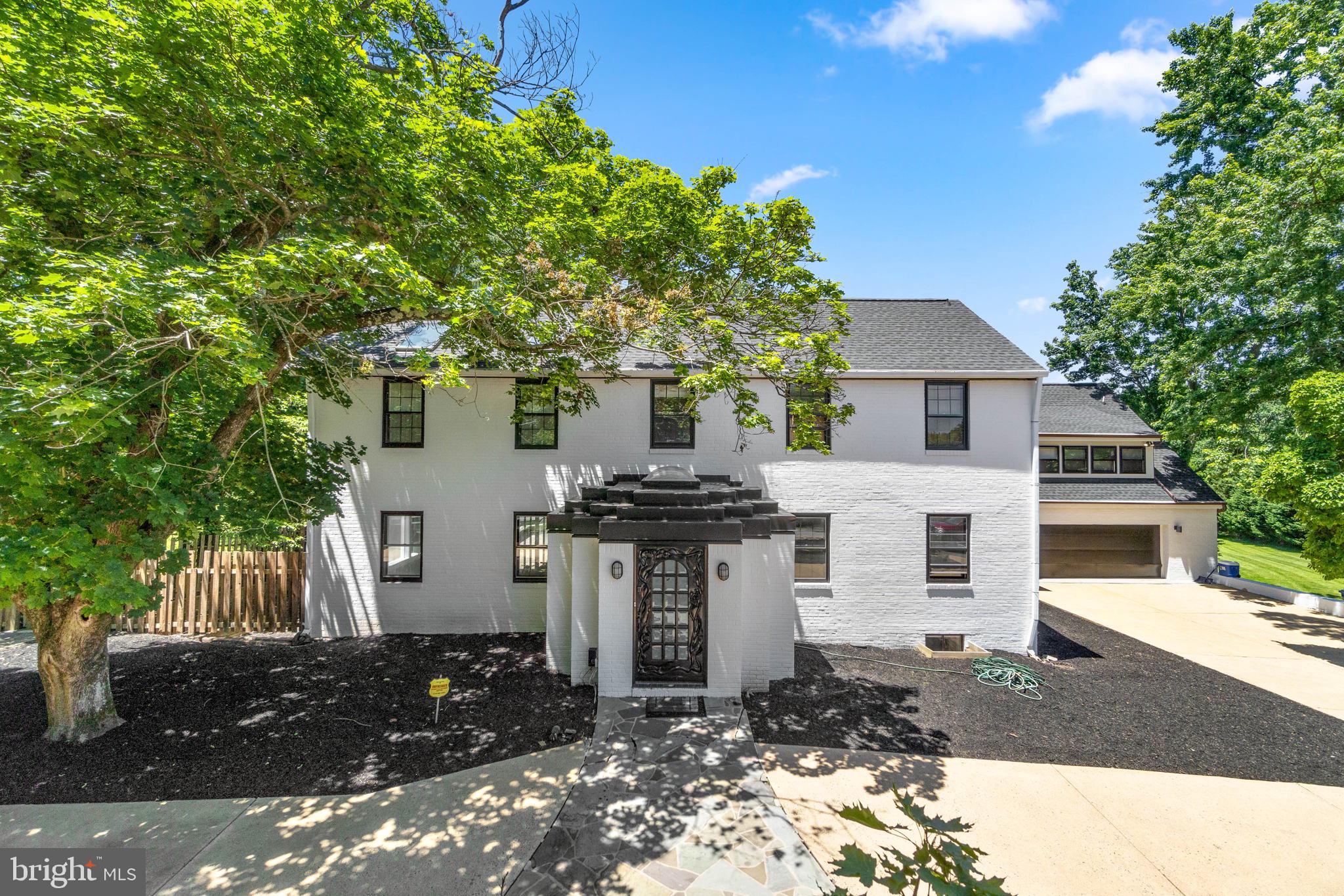 ROLLING VALLEY - Residential