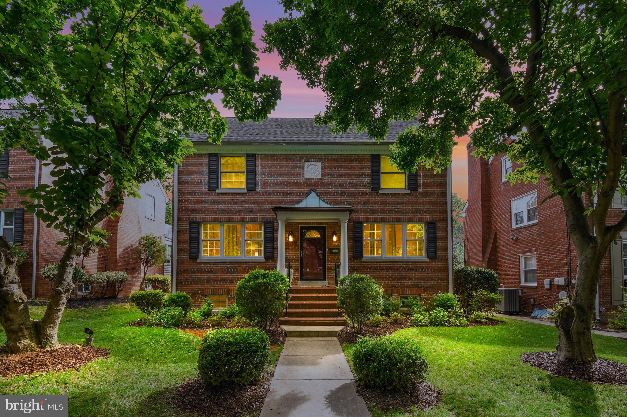 8112 EASTERN AVENUE NW