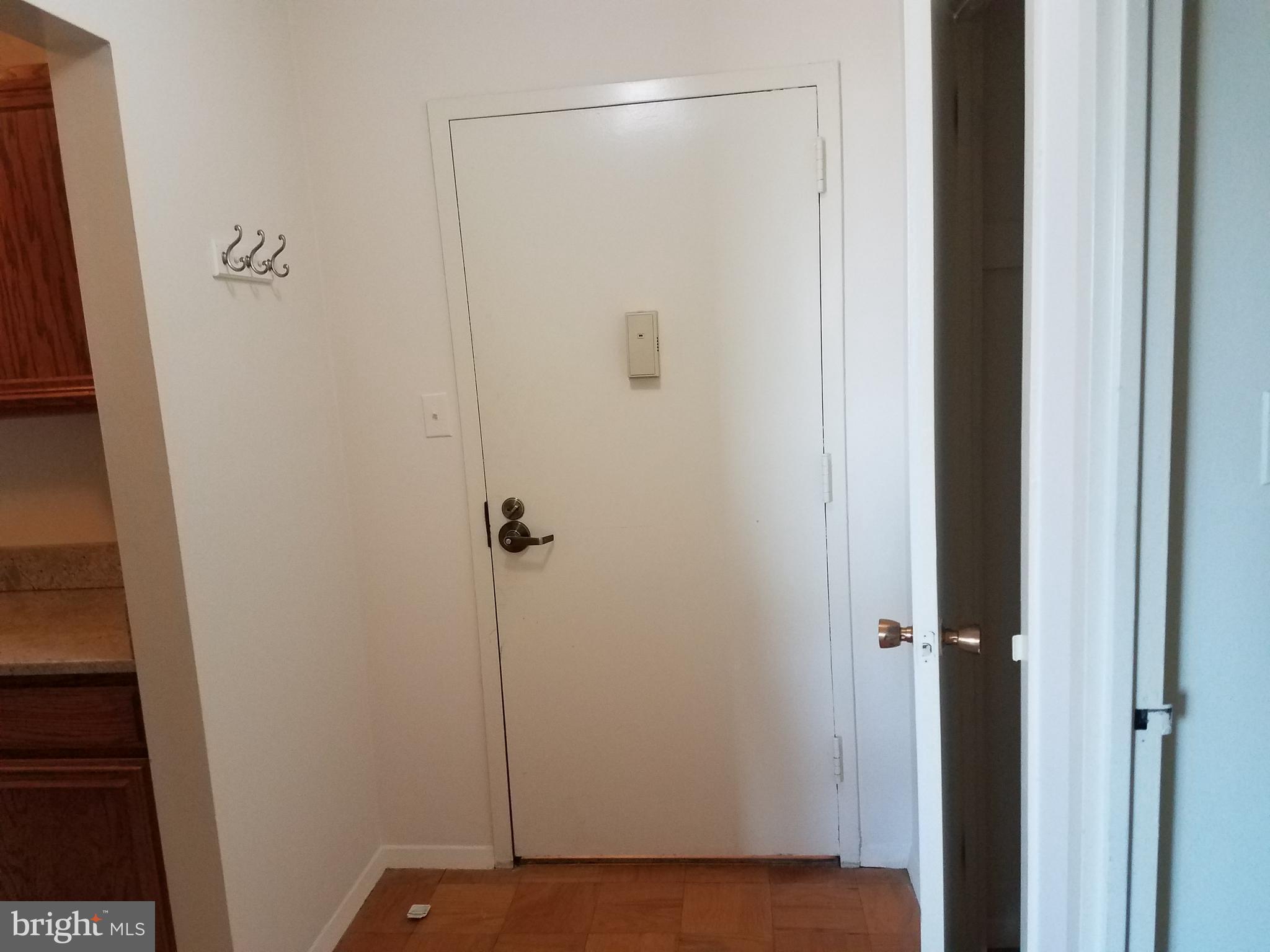 MARINA TOWERS - Residential