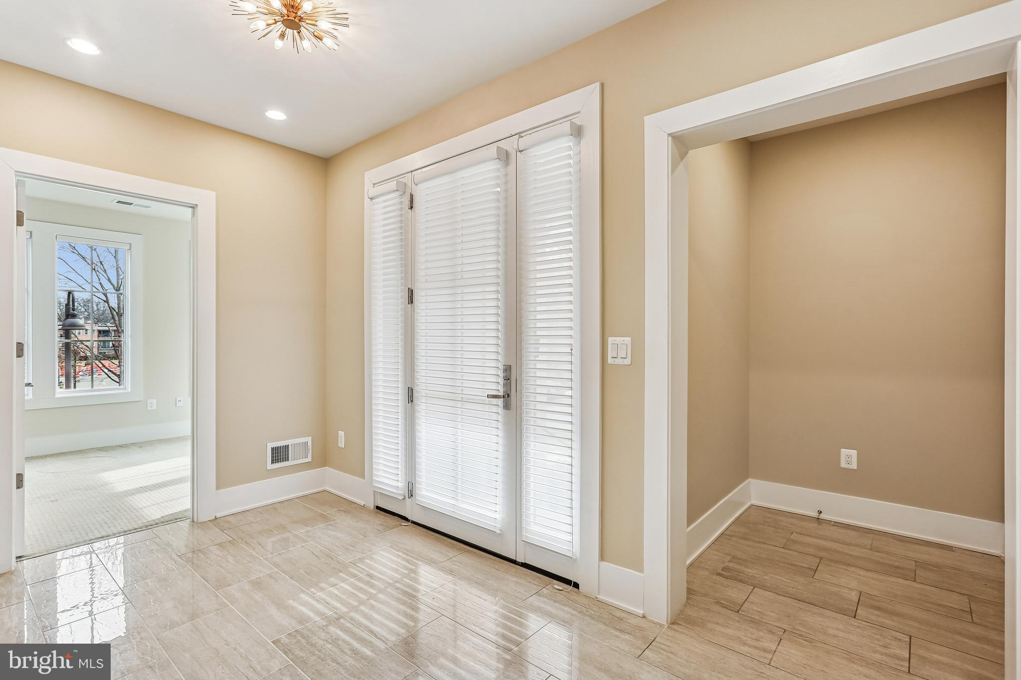 CHEVY CHASE - Residential