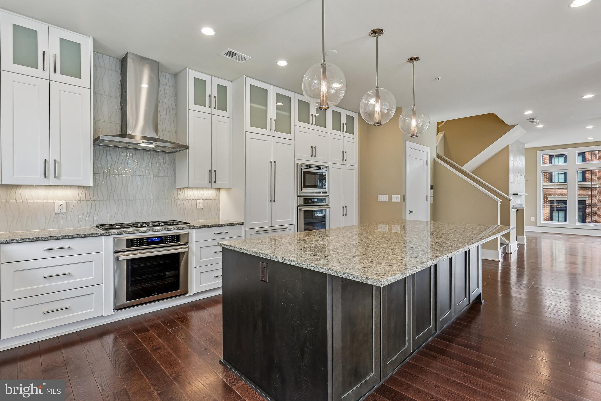 CHEVY CHASE - Residential