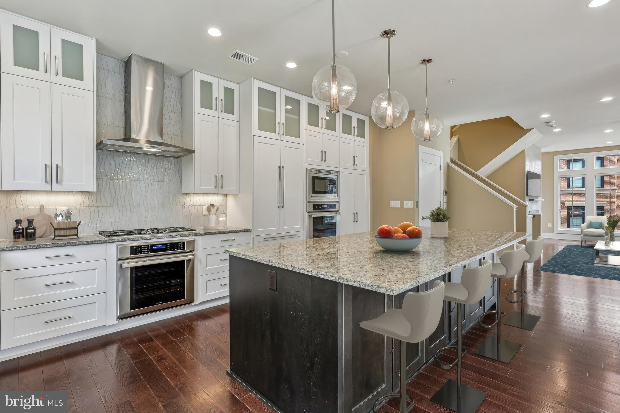 CHEVY CHASE - Residential