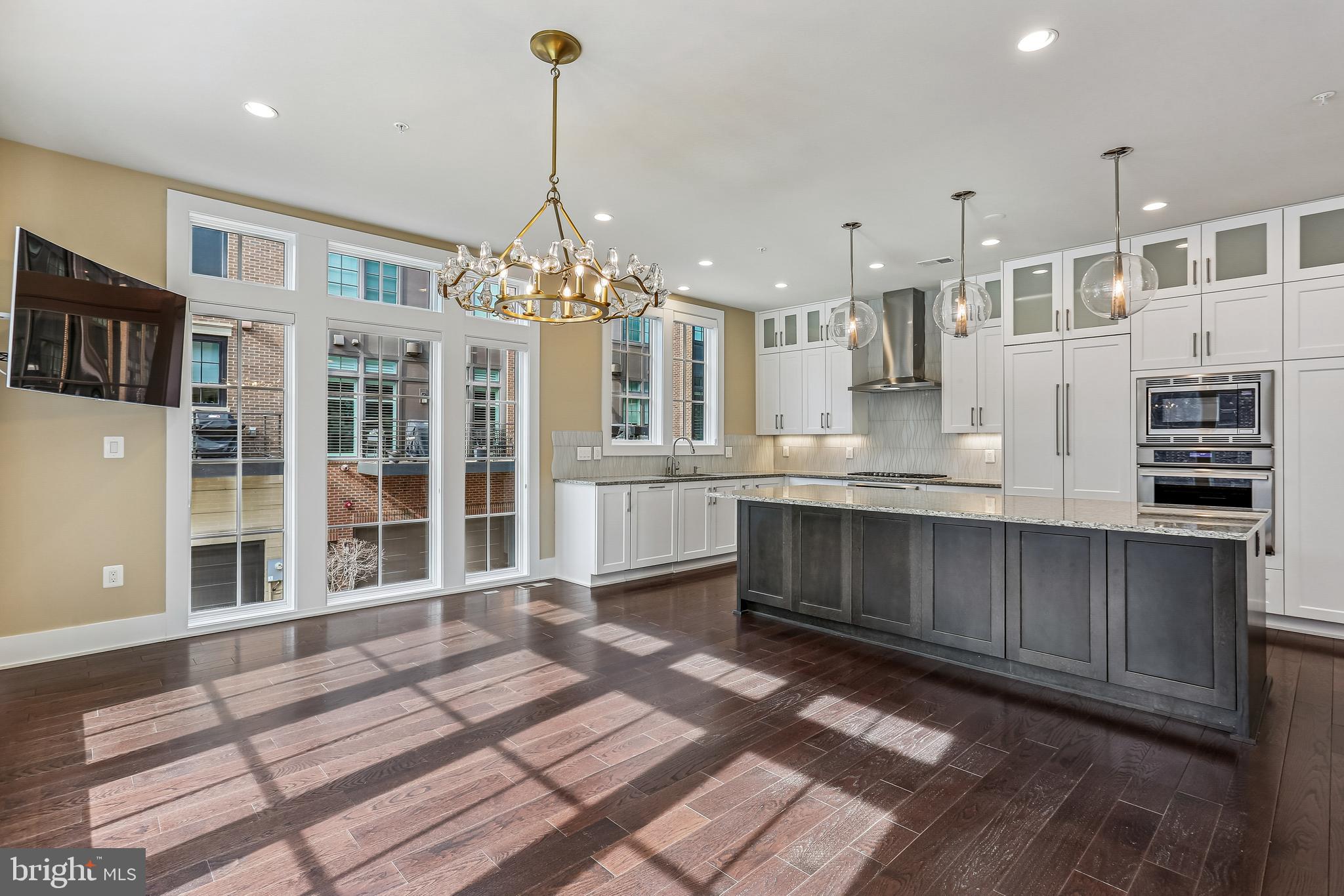 CHEVY CHASE - Residential