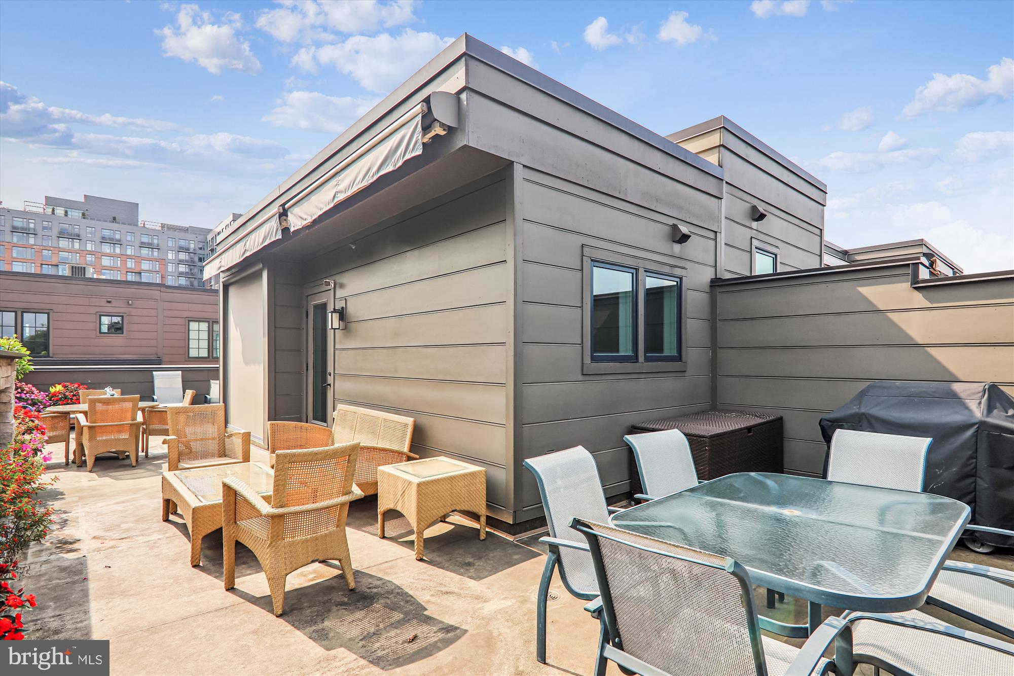 CHEVY CHASE - Residential