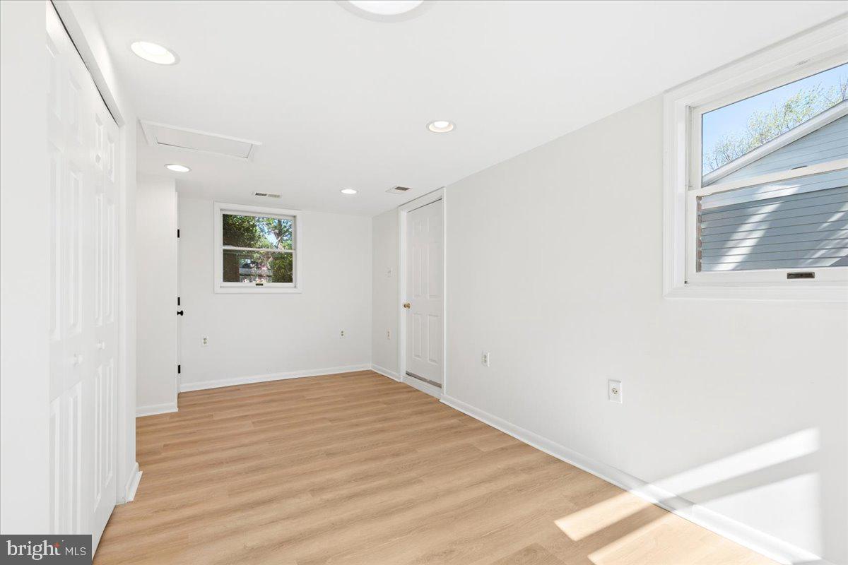 FERNBROOK - Residential