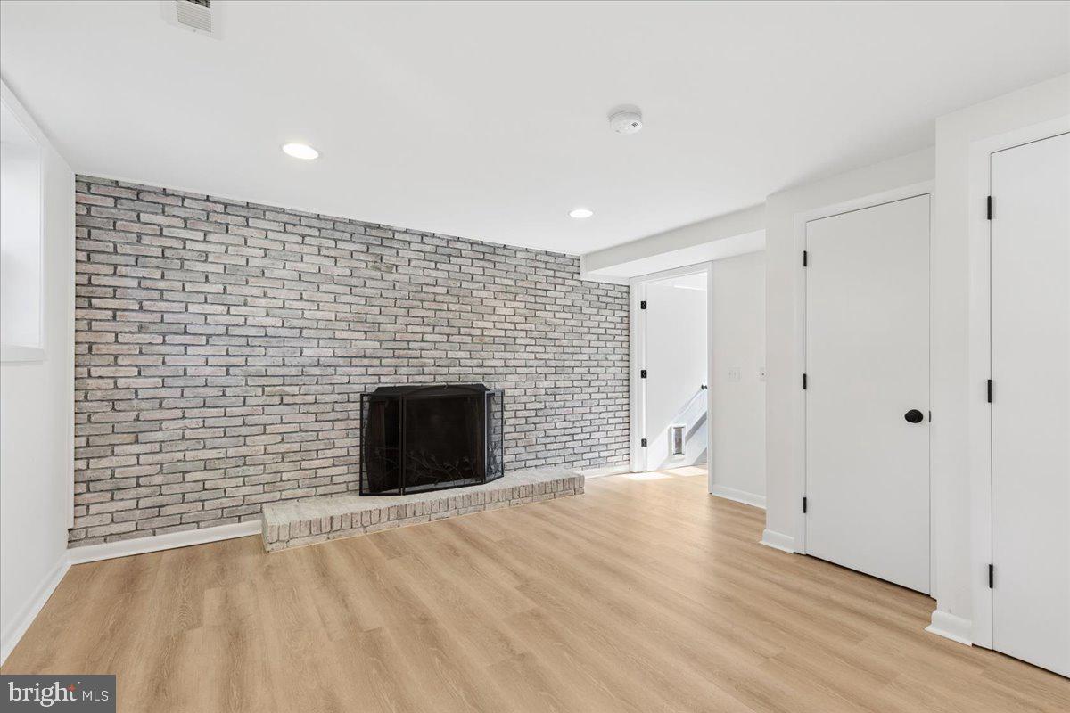 FERNBROOK - Residential