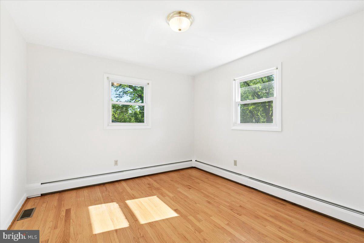 FERNBROOK - Residential
