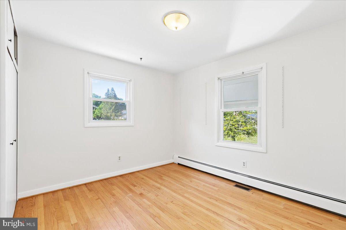 FERNBROOK - Residential