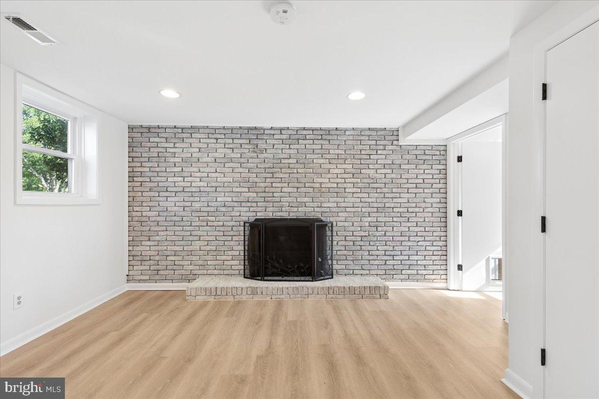 FERNBROOK - Residential