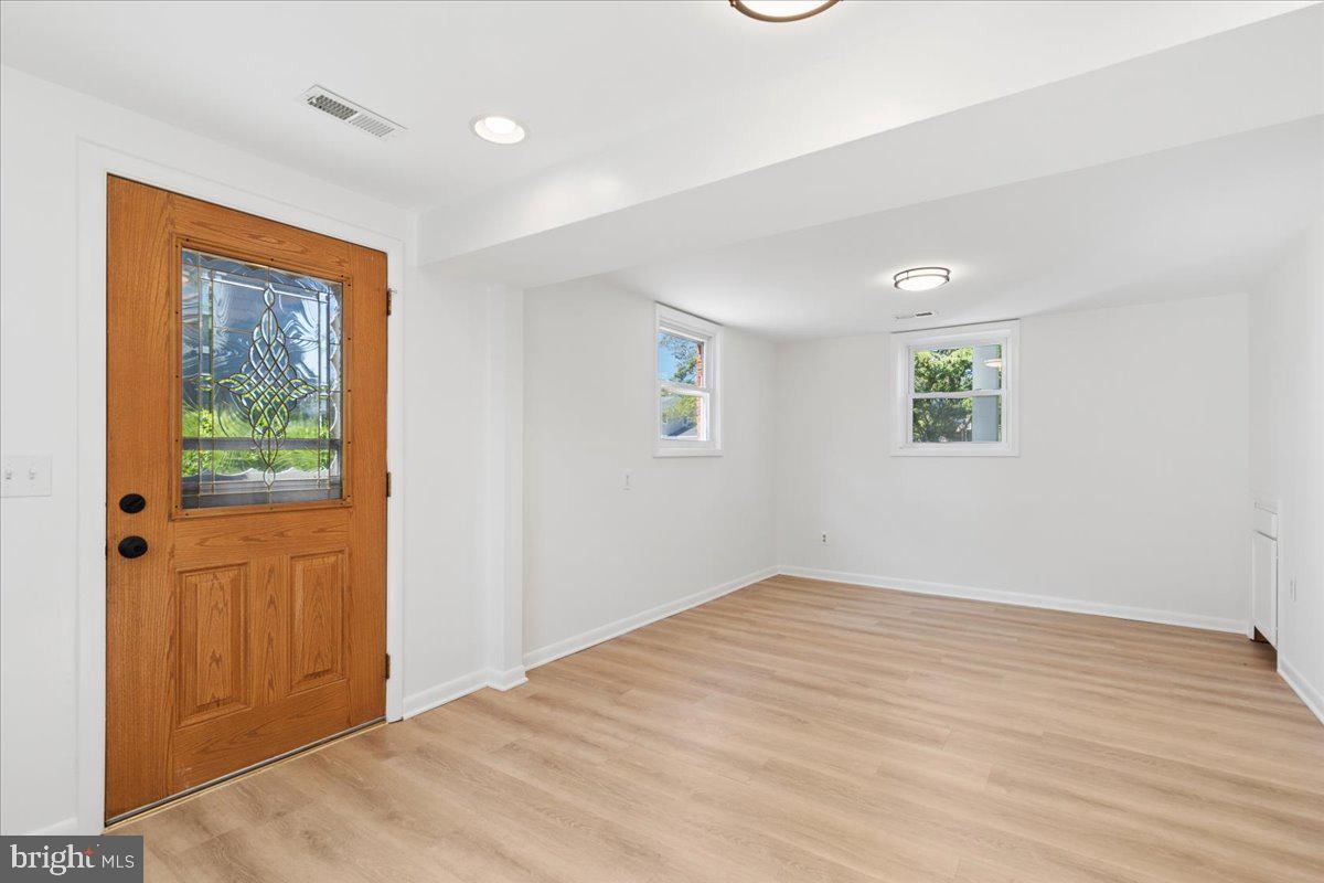 FERNBROOK - Residential