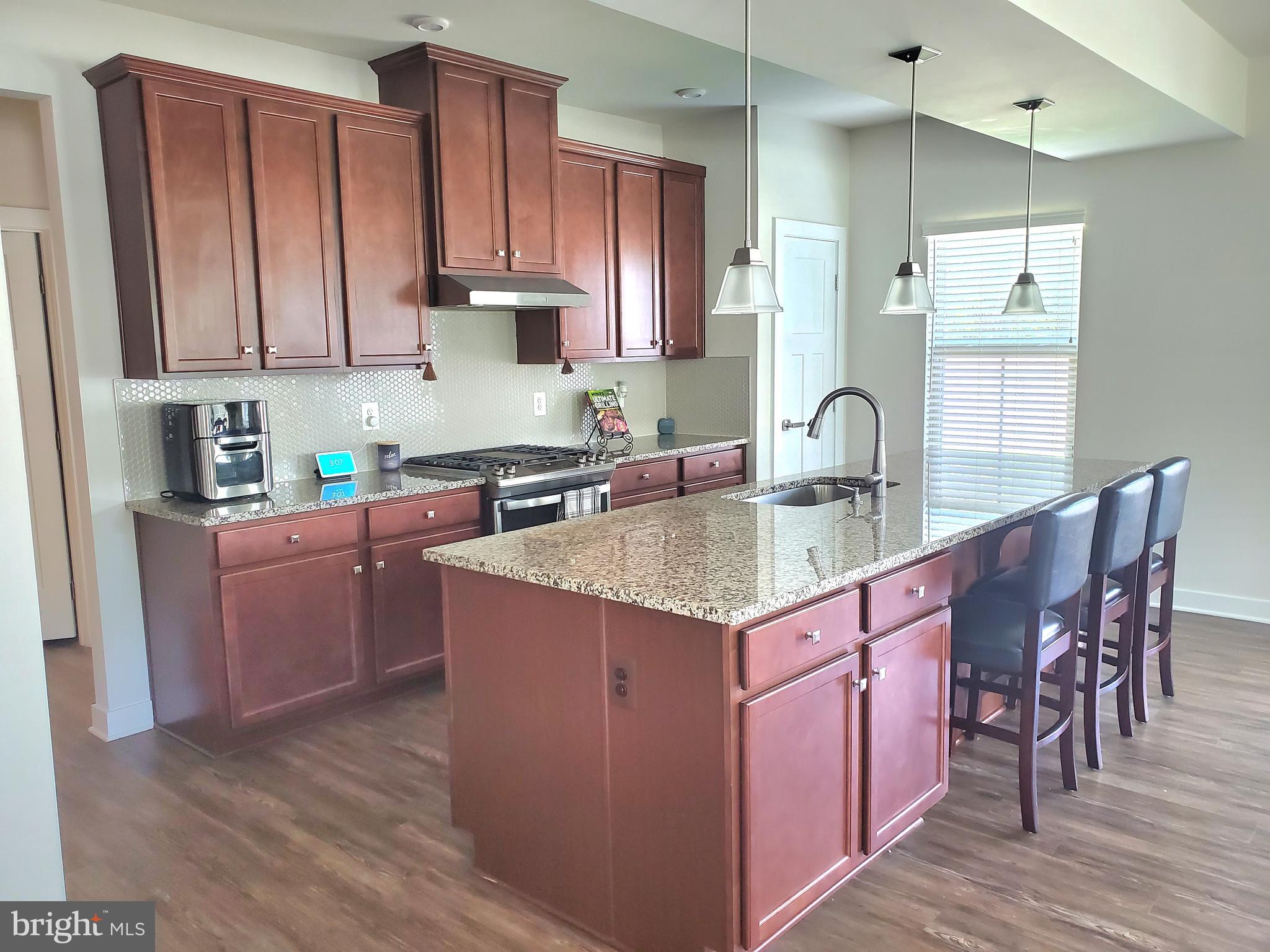 CHRISTOPHER POINTE - Residential