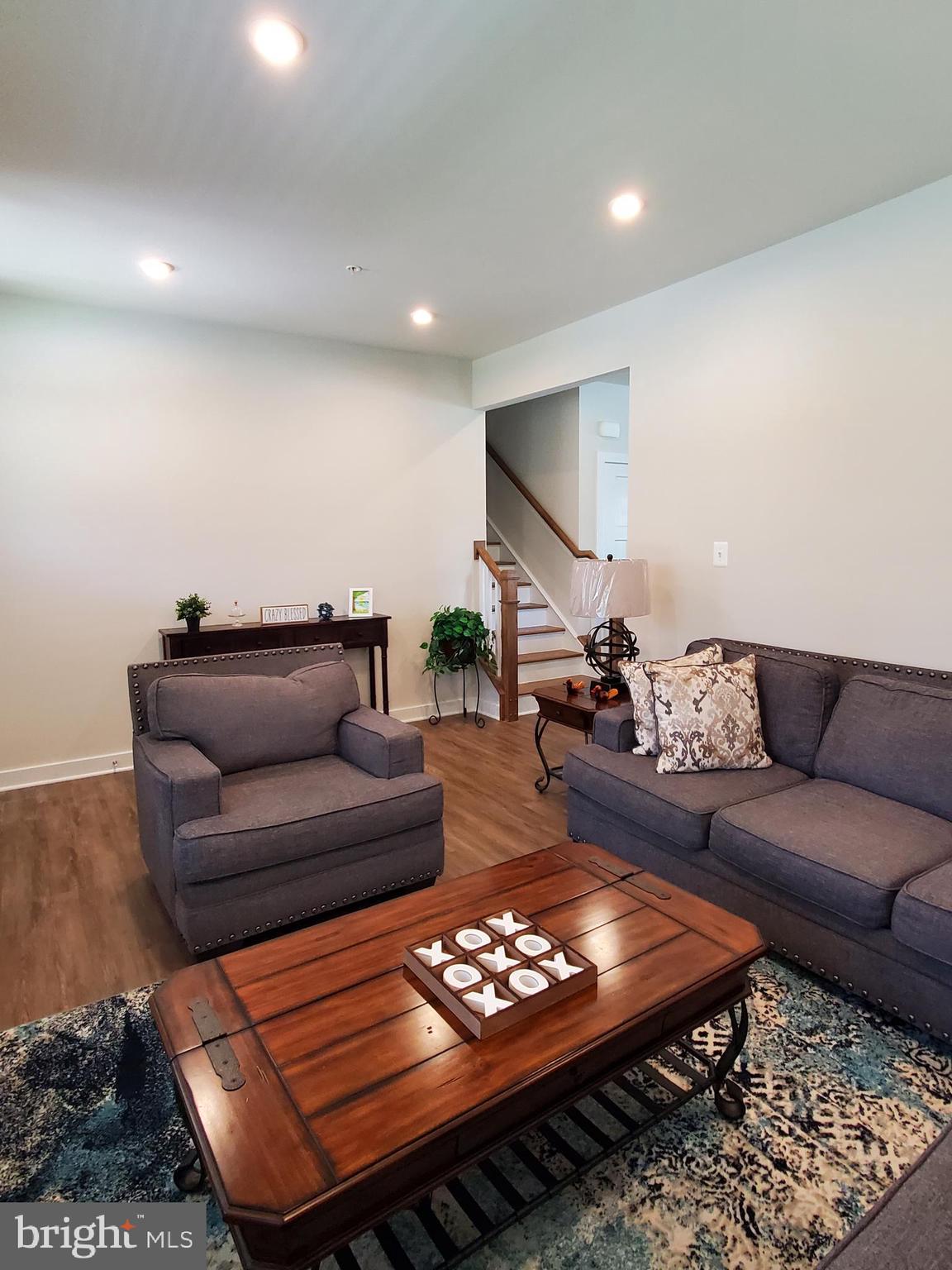 CHRISTOPHER POINTE - Residential