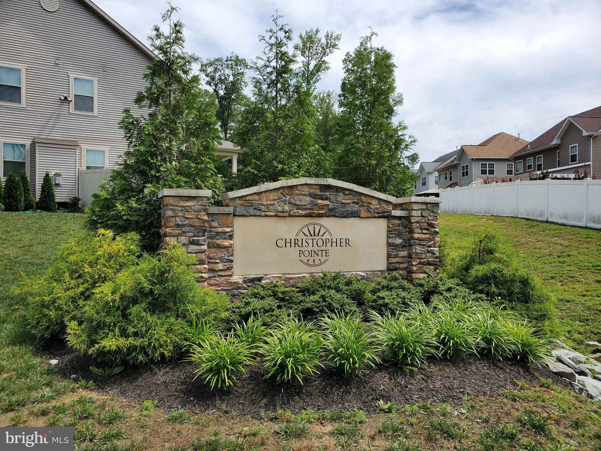 CHRISTOPHER POINTE - Residential