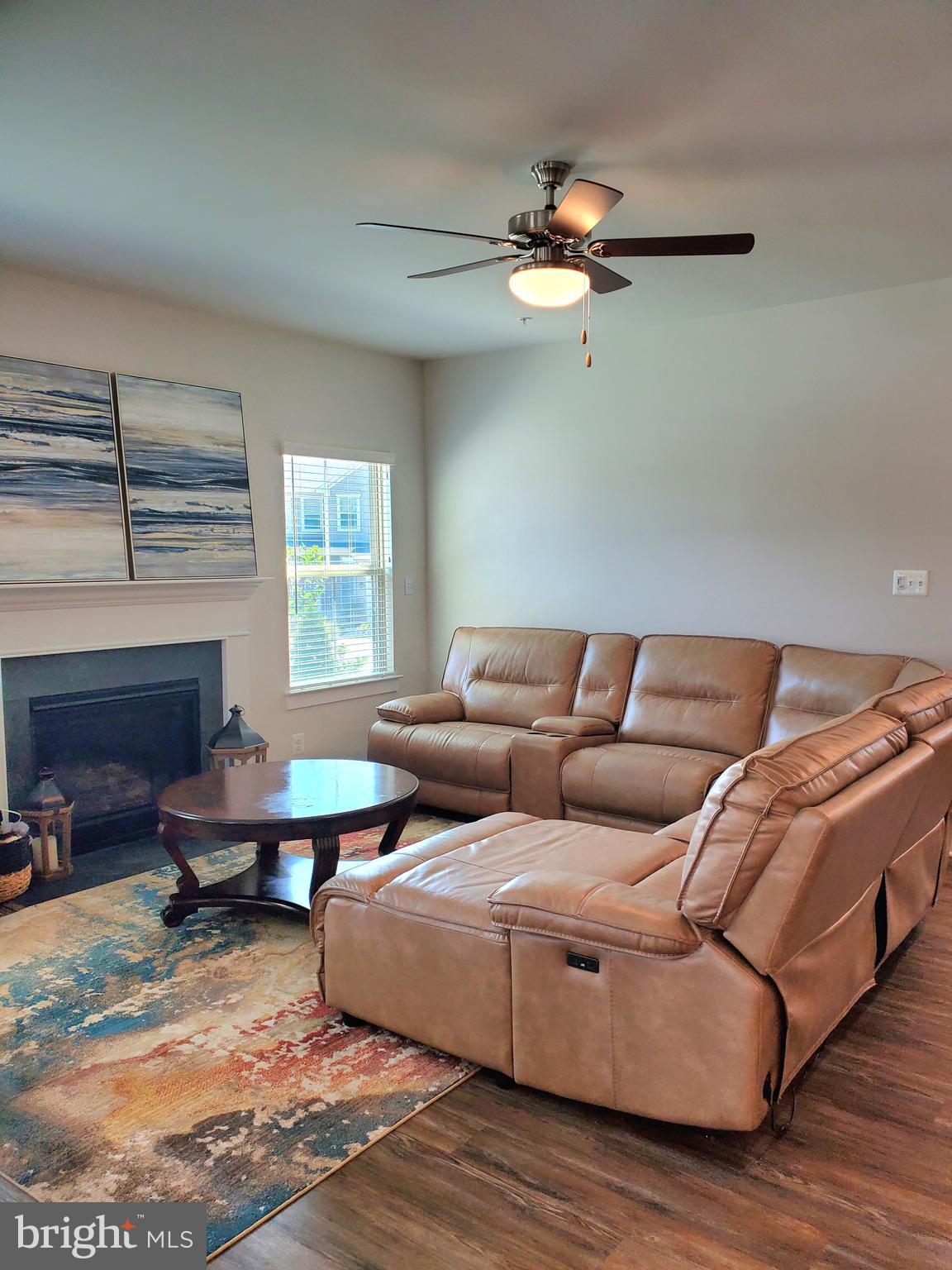 CHRISTOPHER POINTE - Residential