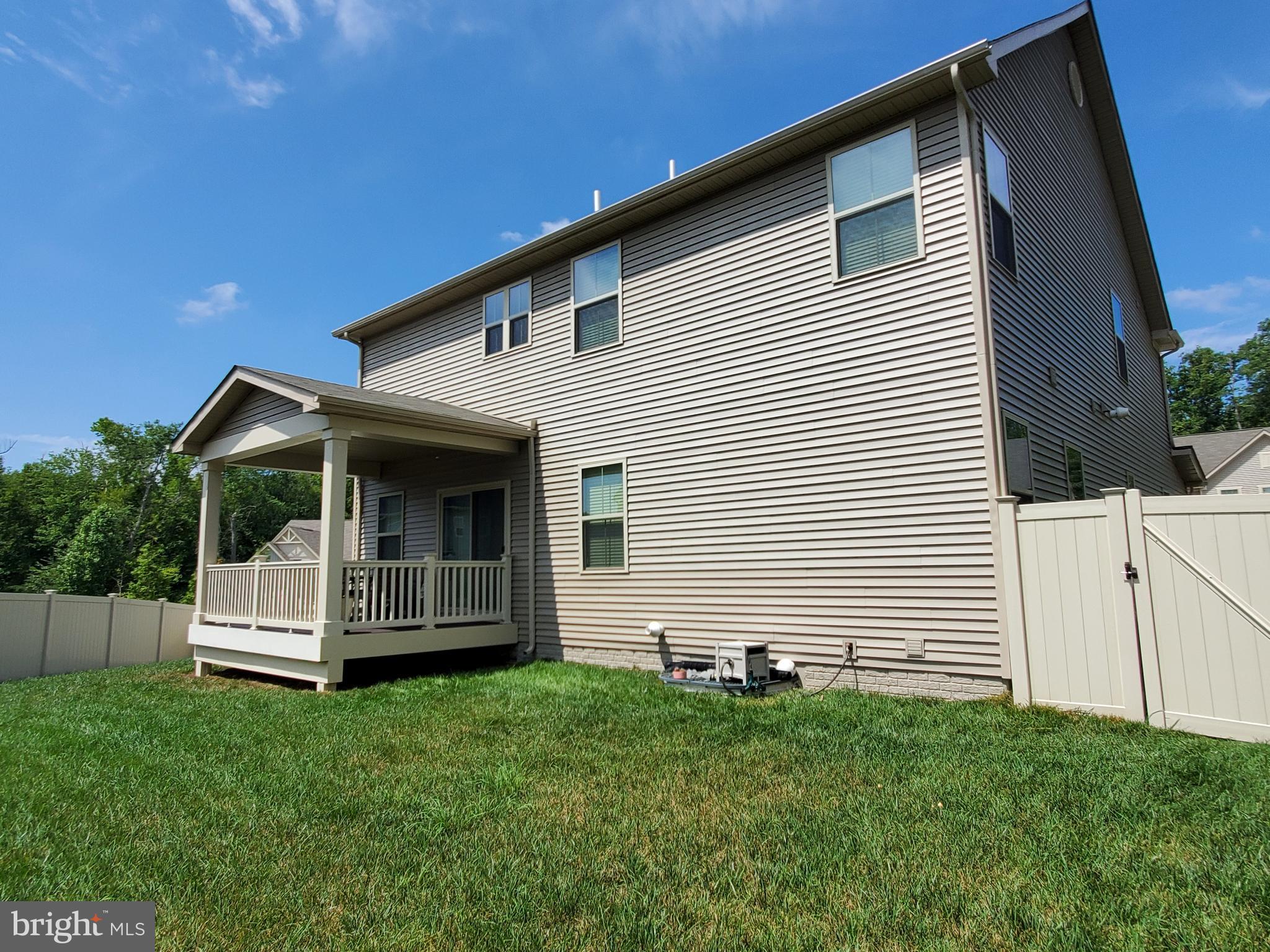 CHRISTOPHER POINTE - Residential