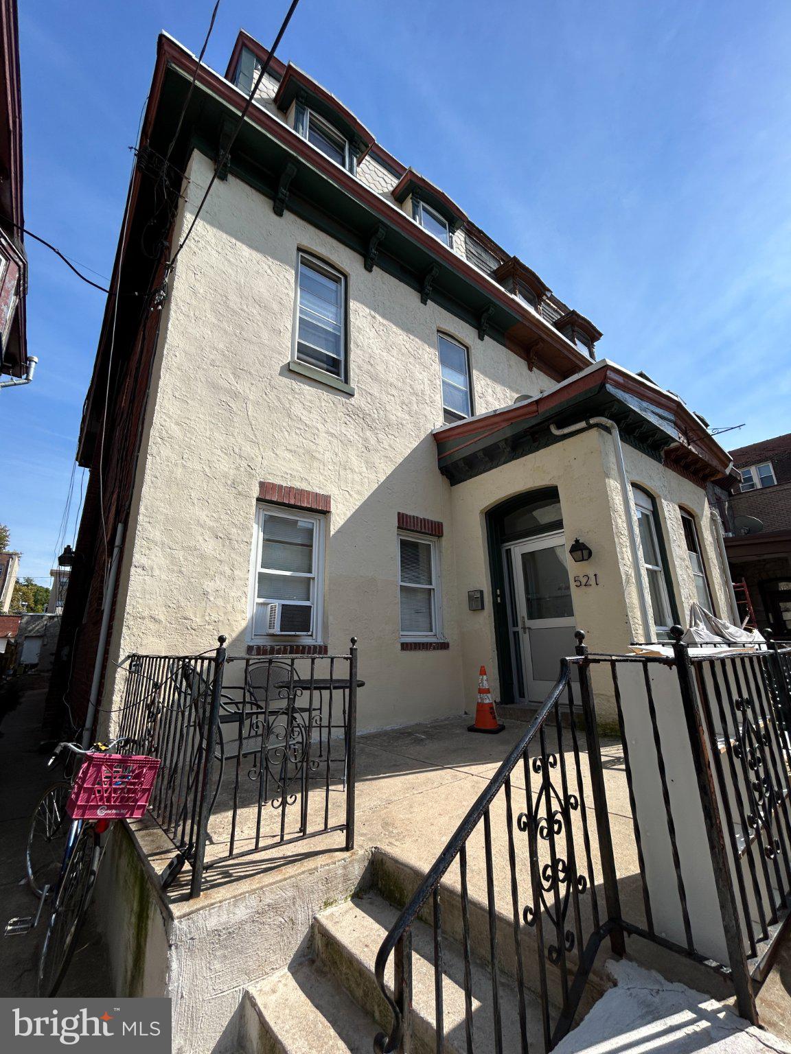 521 S 42ND STREET