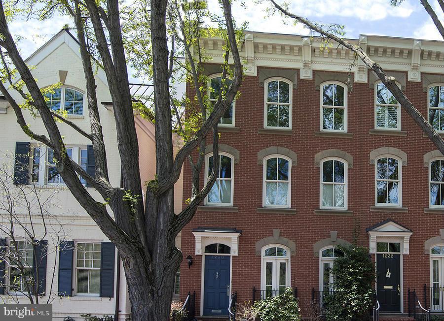 GEORGETOWN - Residential