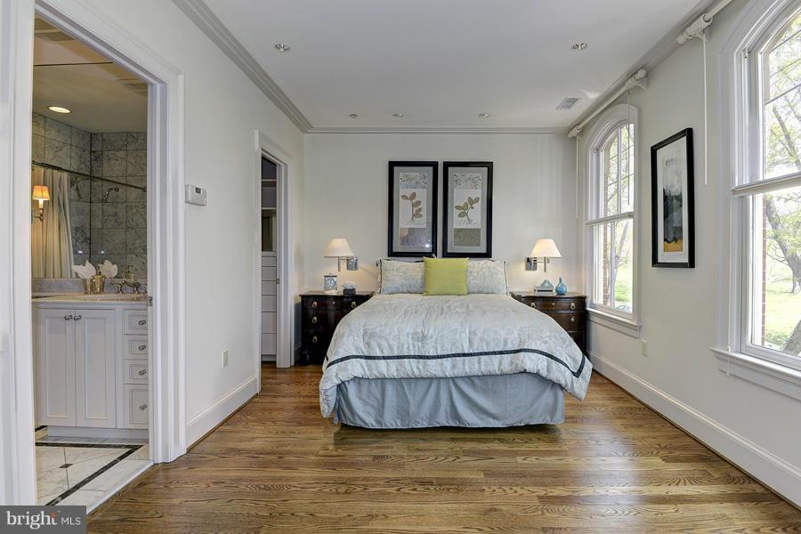 GEORGETOWN - Residential