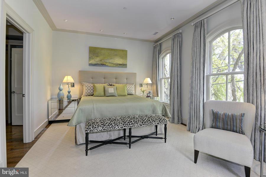 GEORGETOWN - Residential