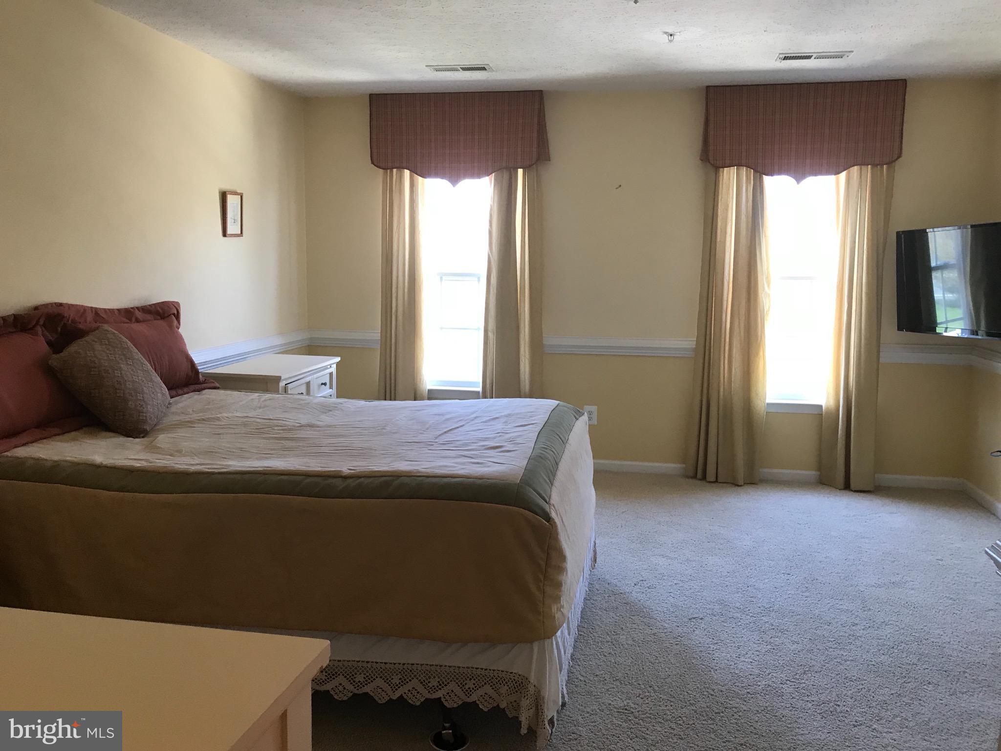 EAGLES LANDING AT WATERS EDGE - Residential