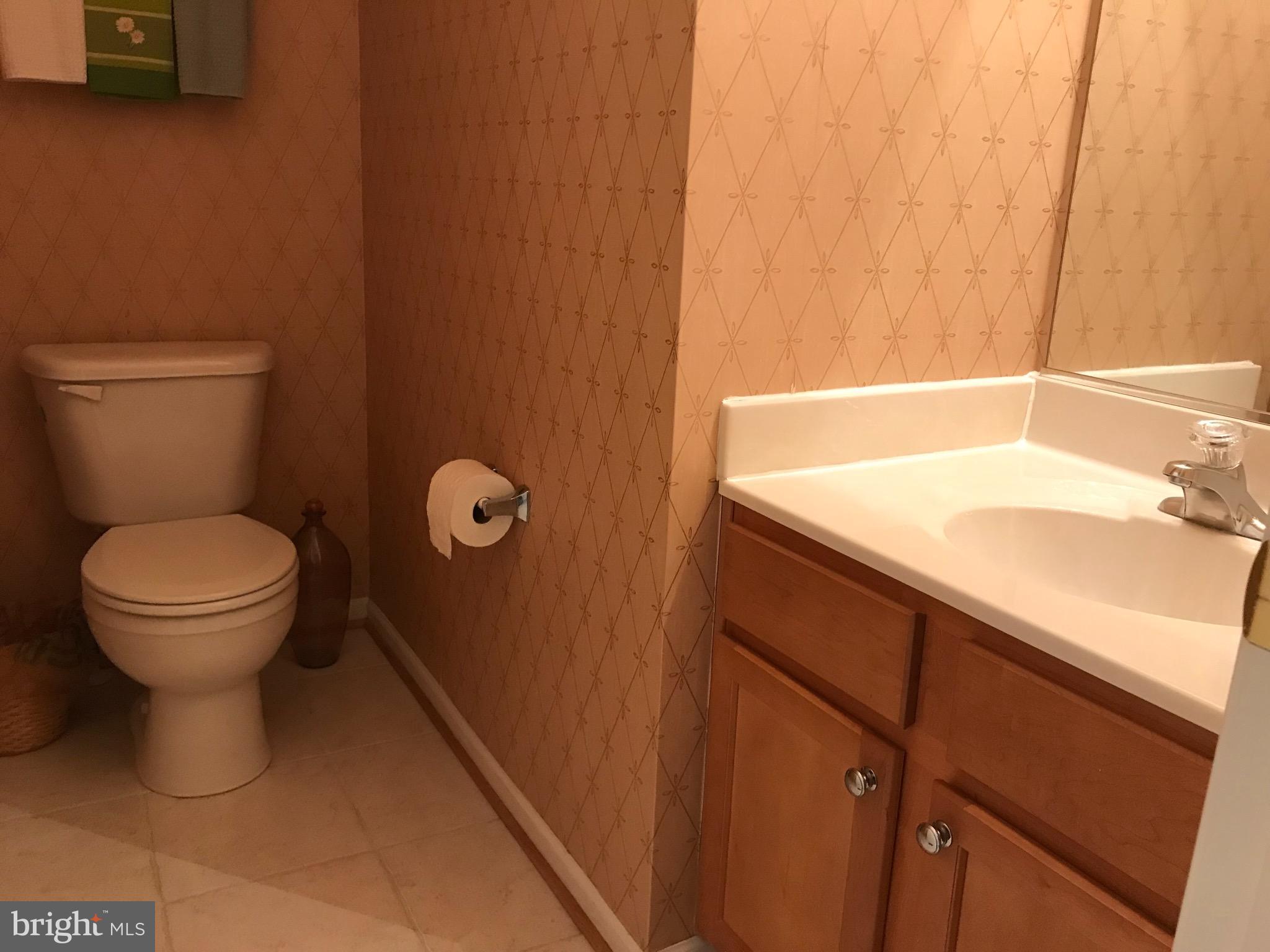 EAGLES LANDING AT WATERS EDGE - Residential