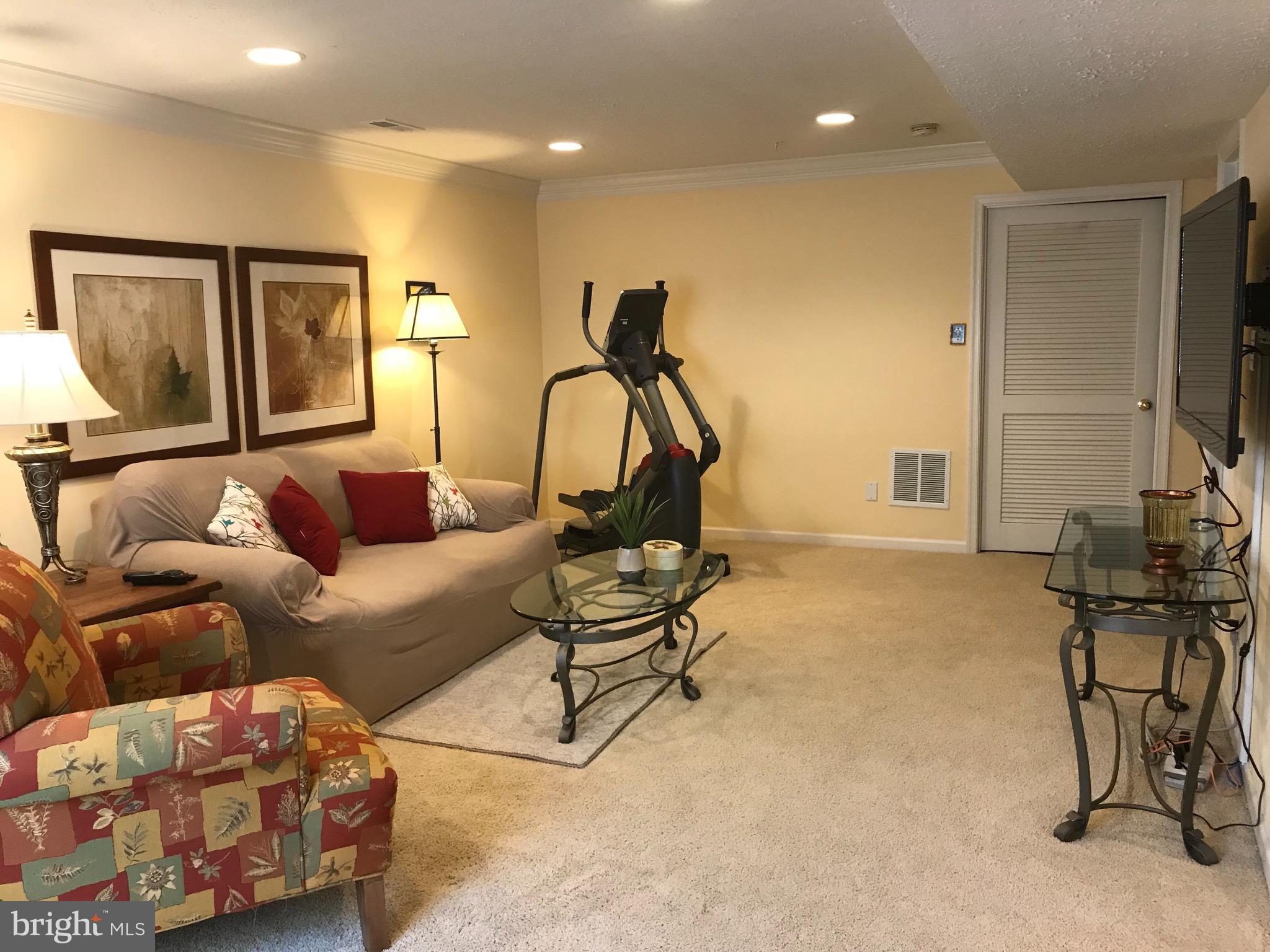 EAGLES LANDING AT WATERS EDGE - Residential