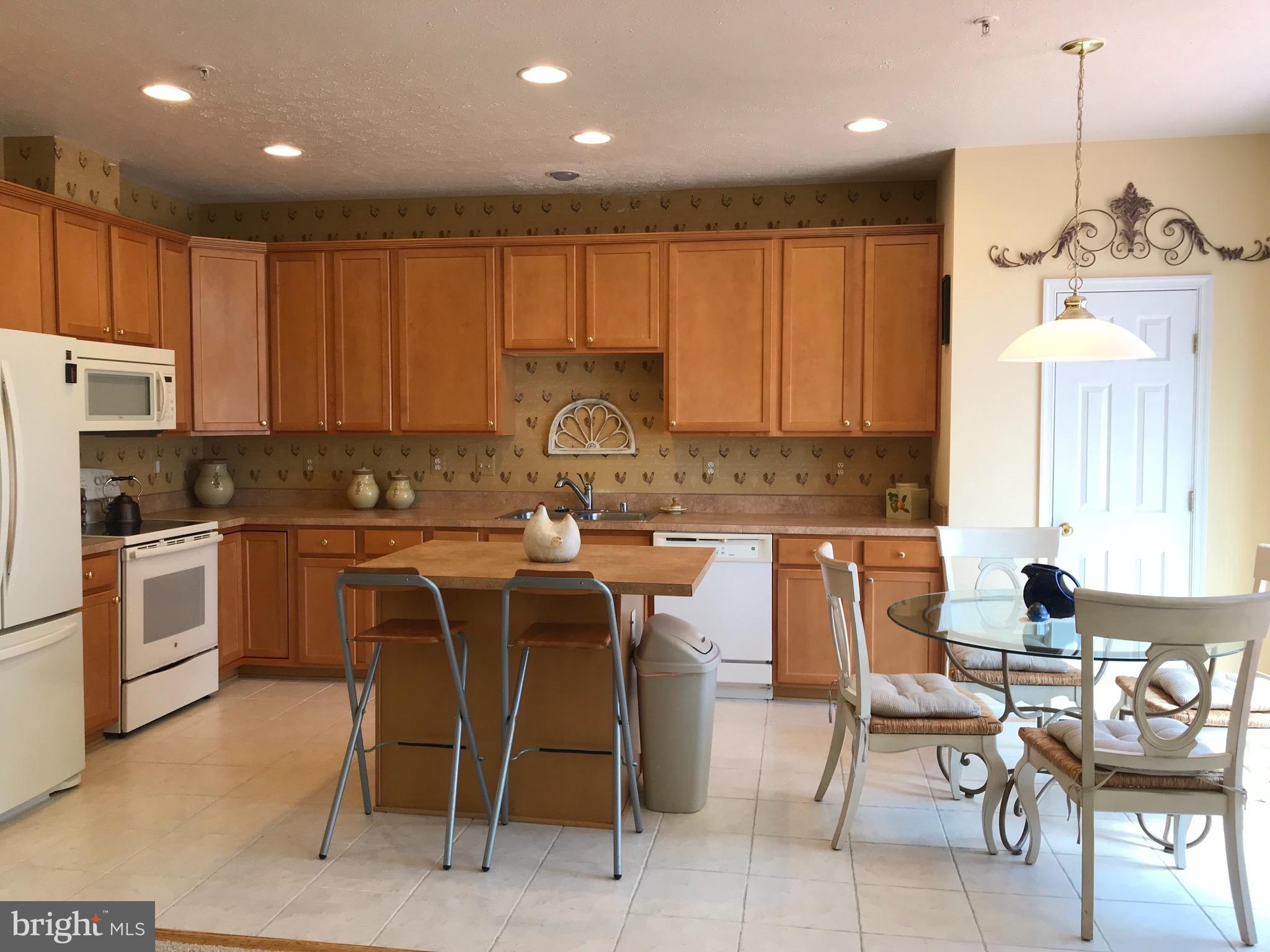 EAGLES LANDING AT WATERS EDGE - Residential