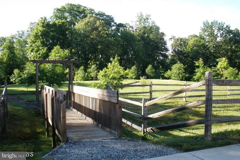 EAGLES LANDING AT WATERS EDGE - Residential