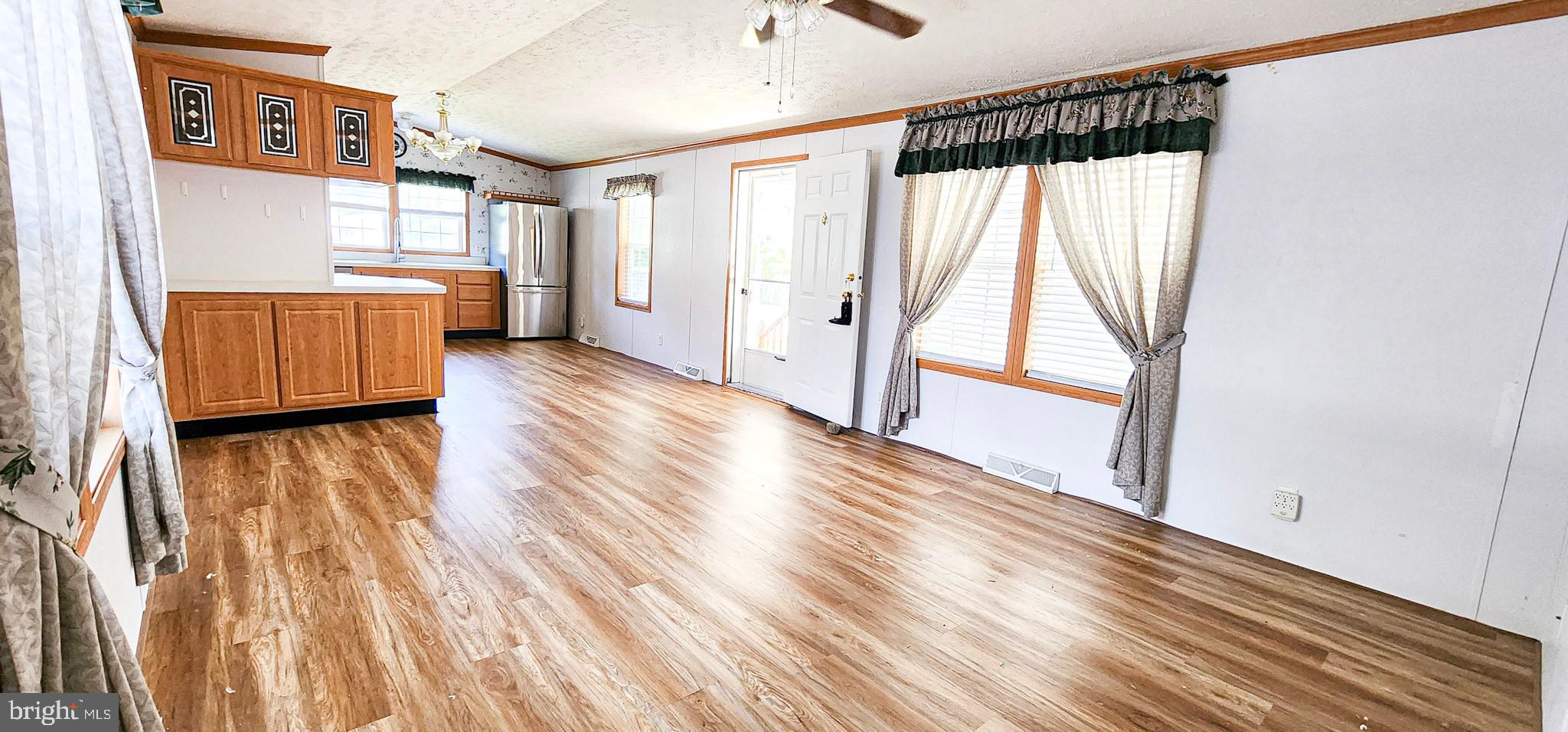 KEN LEE MOBILE HOME PARK - Residential