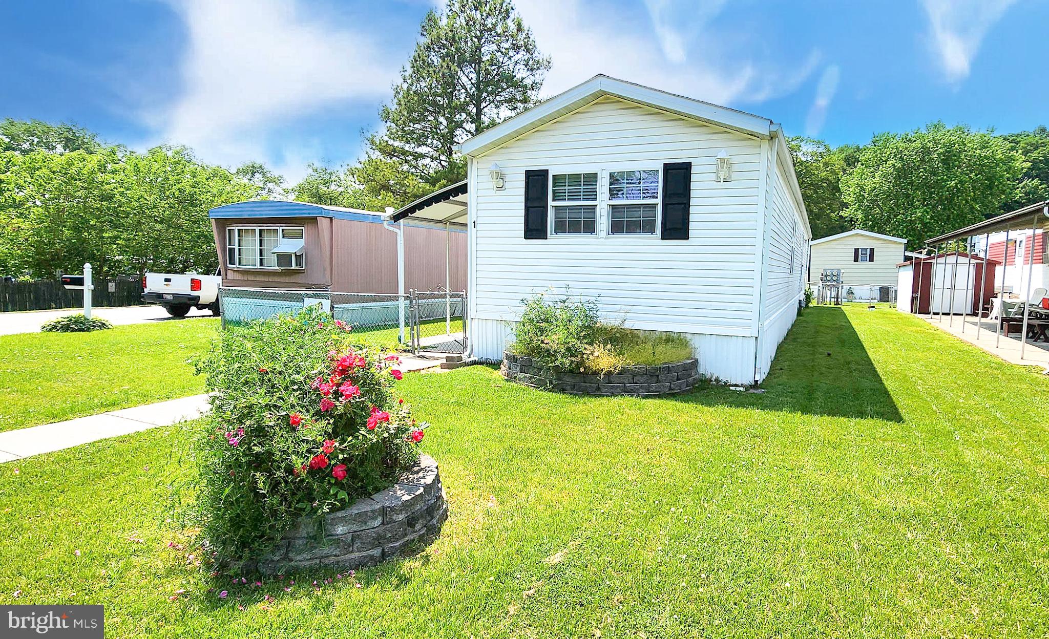 KEN LEE MOBILE HOME PARK - Residential