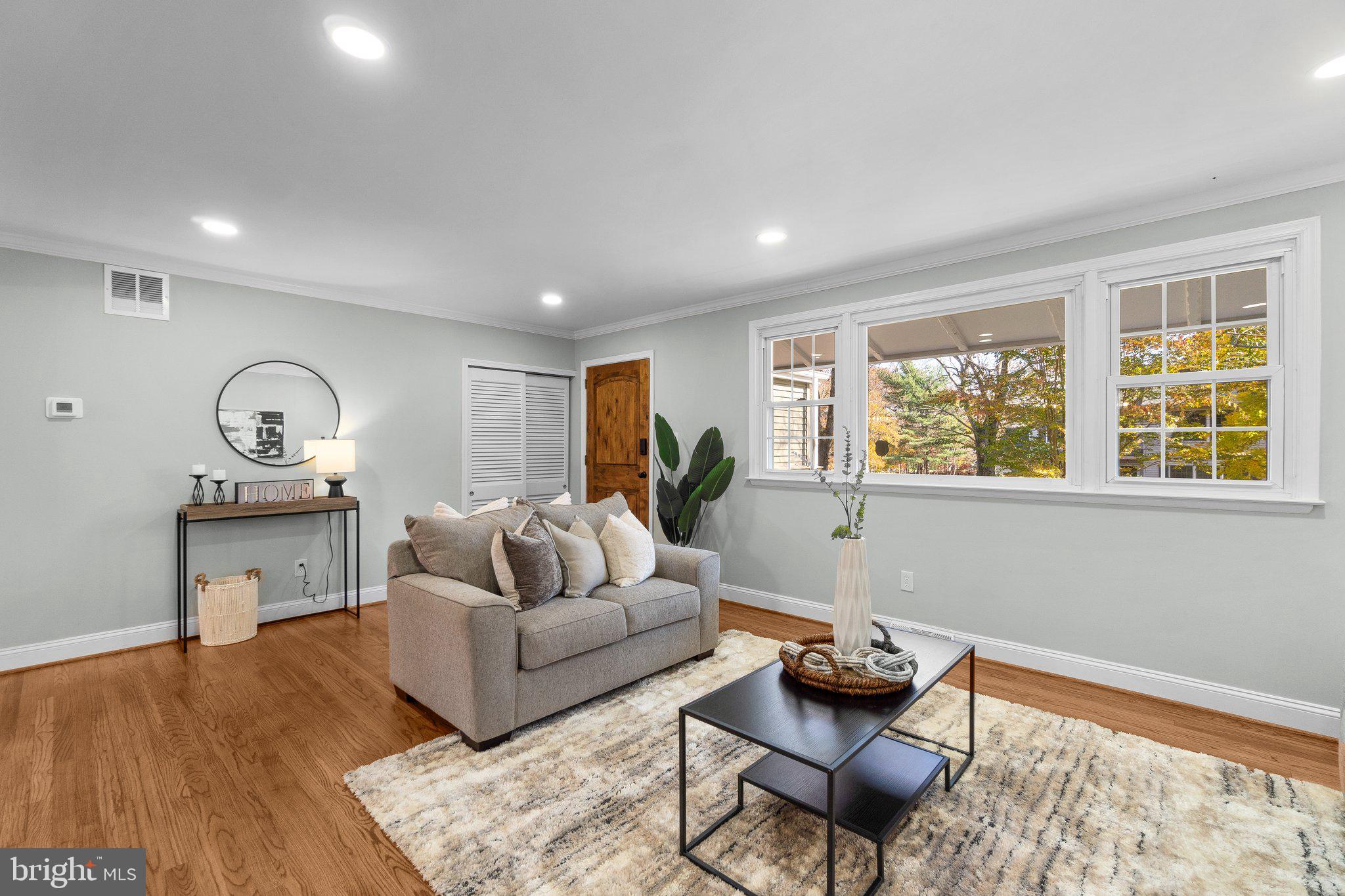 OWINGS MILLS - Residential