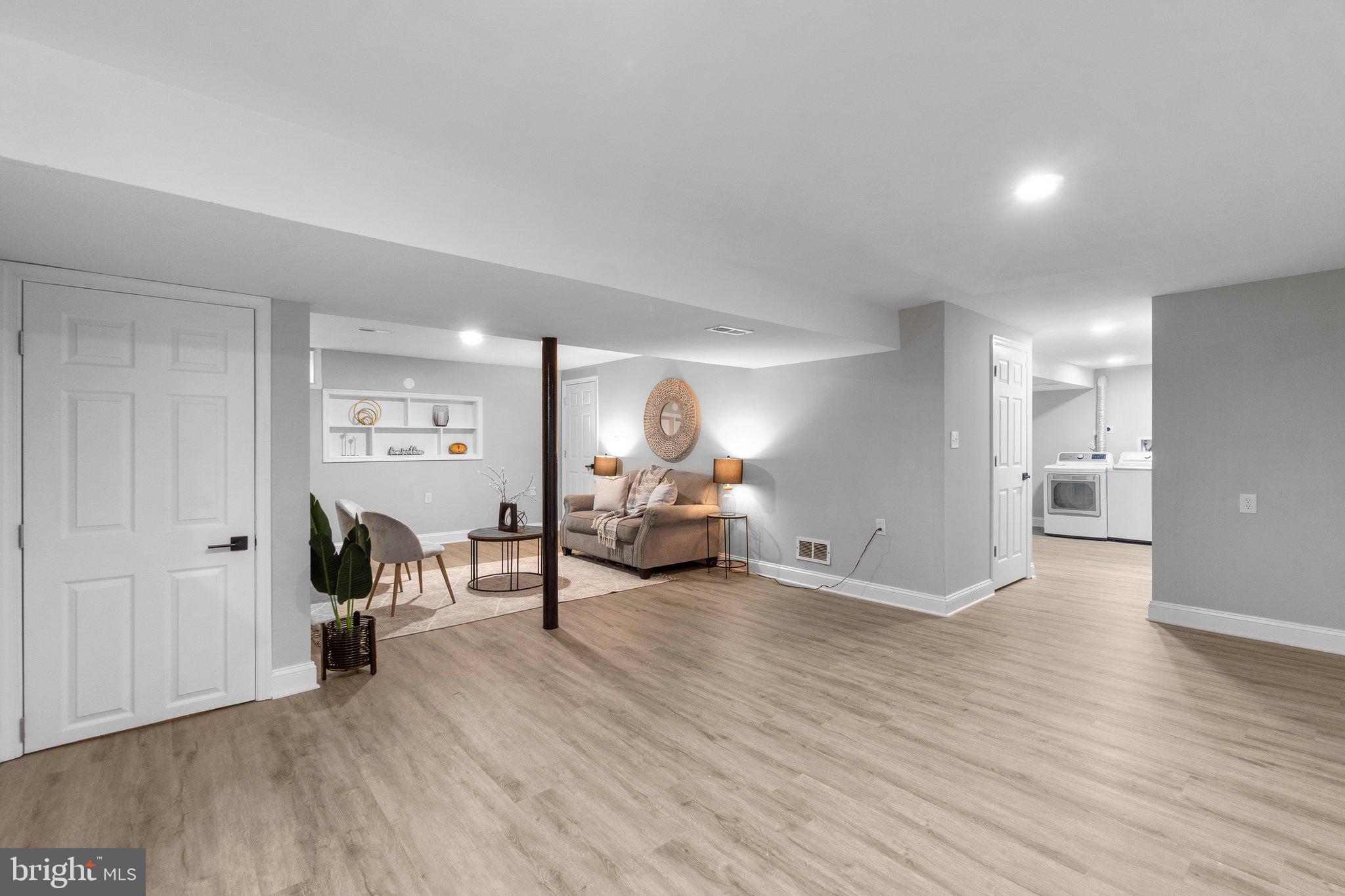 OWINGS MILLS - Residential