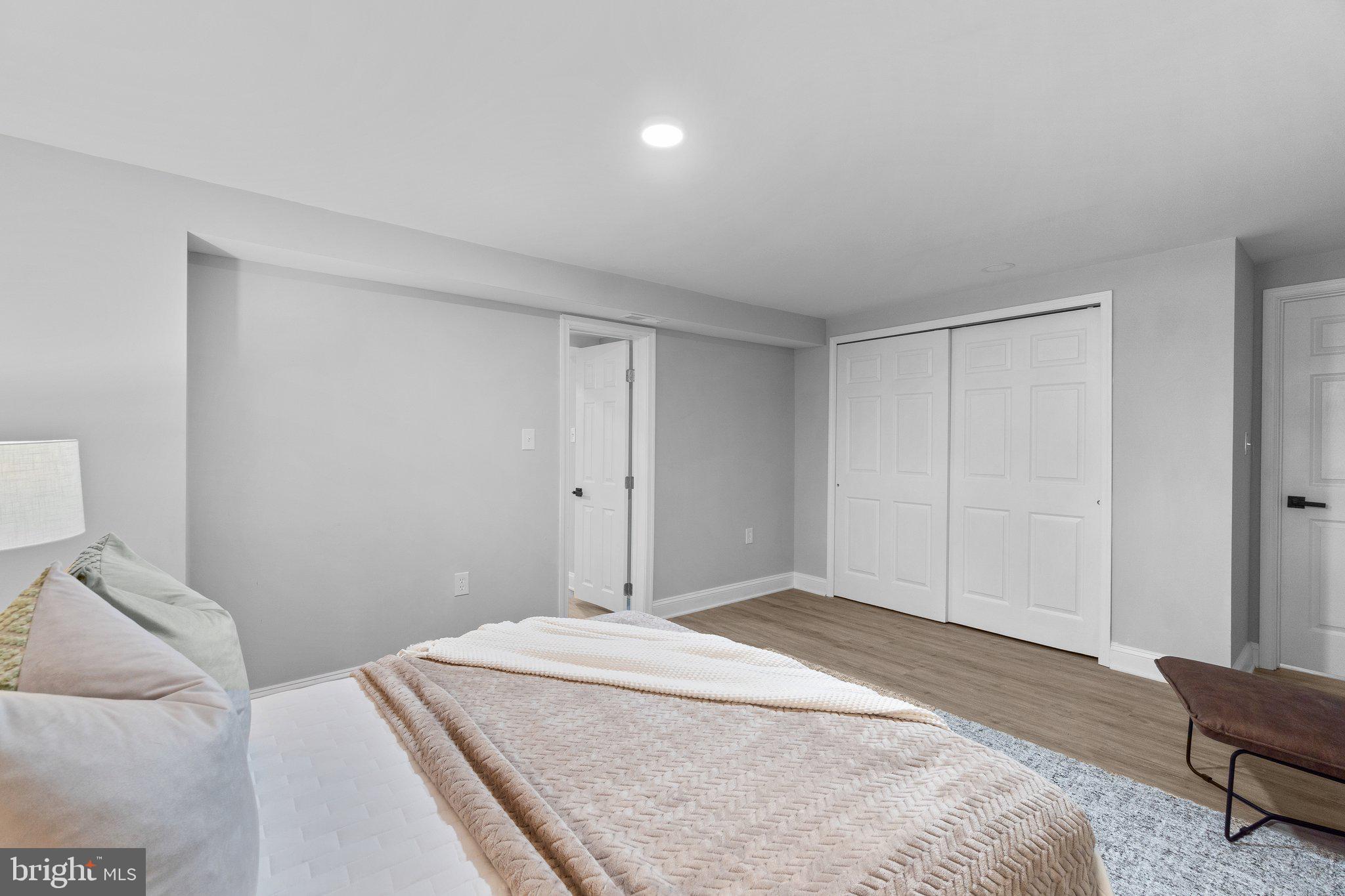 OWINGS MILLS - Residential