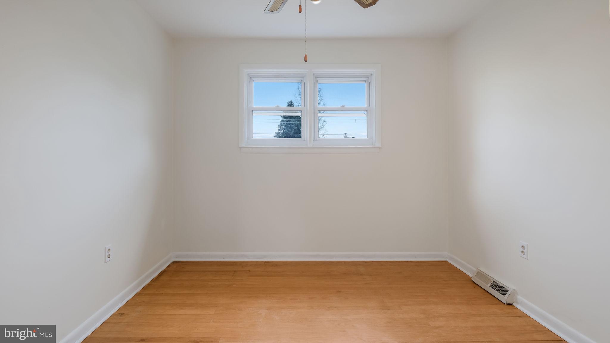 BROOKDALE GDNS - Residential