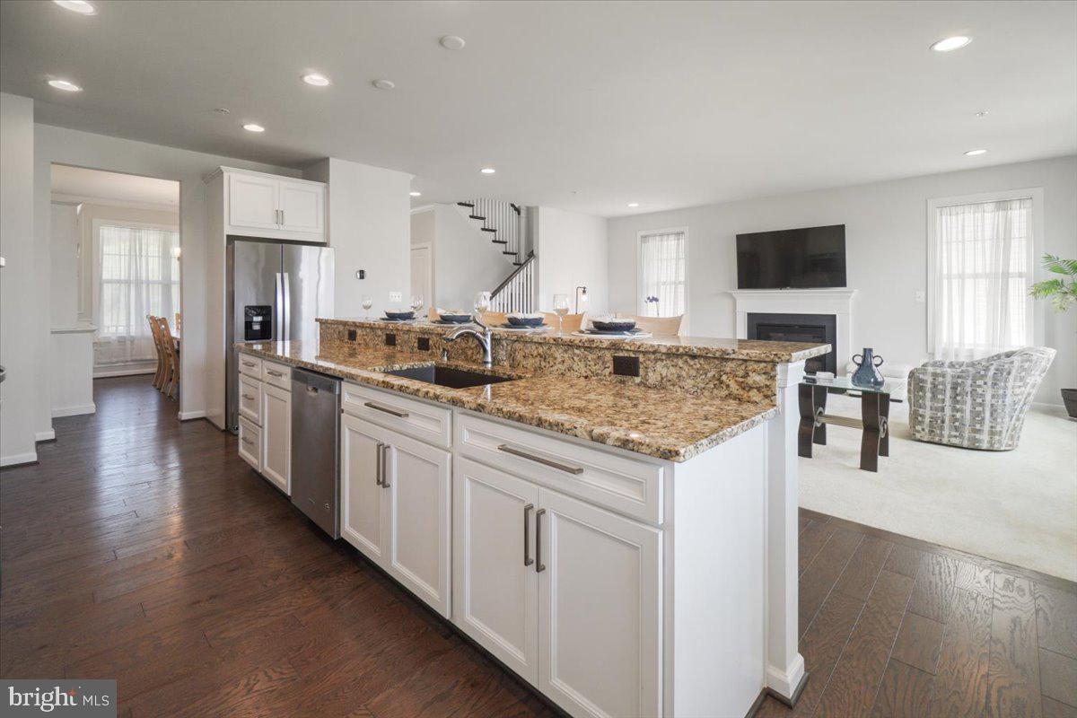 LANDSDALE - Residential