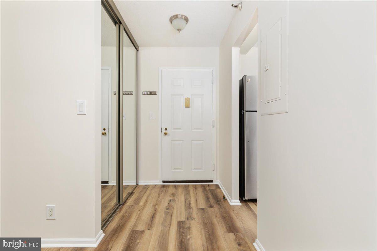 900 N STAFFORD STREET 1816