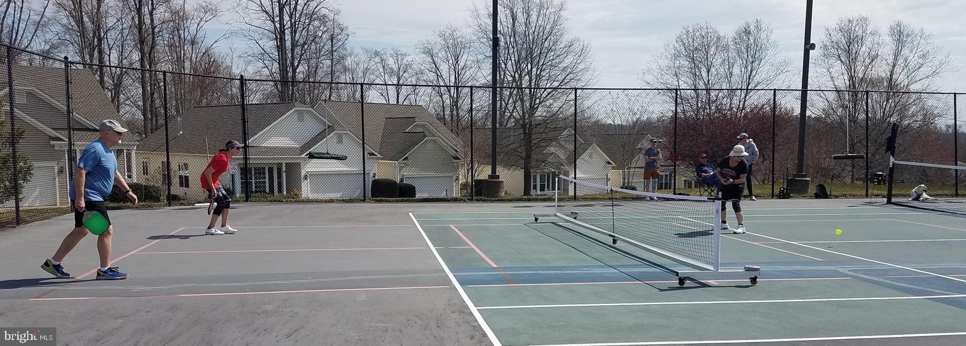 FALLS RUN - Residential