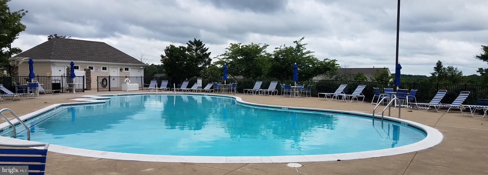 FALLS RUN - Residential