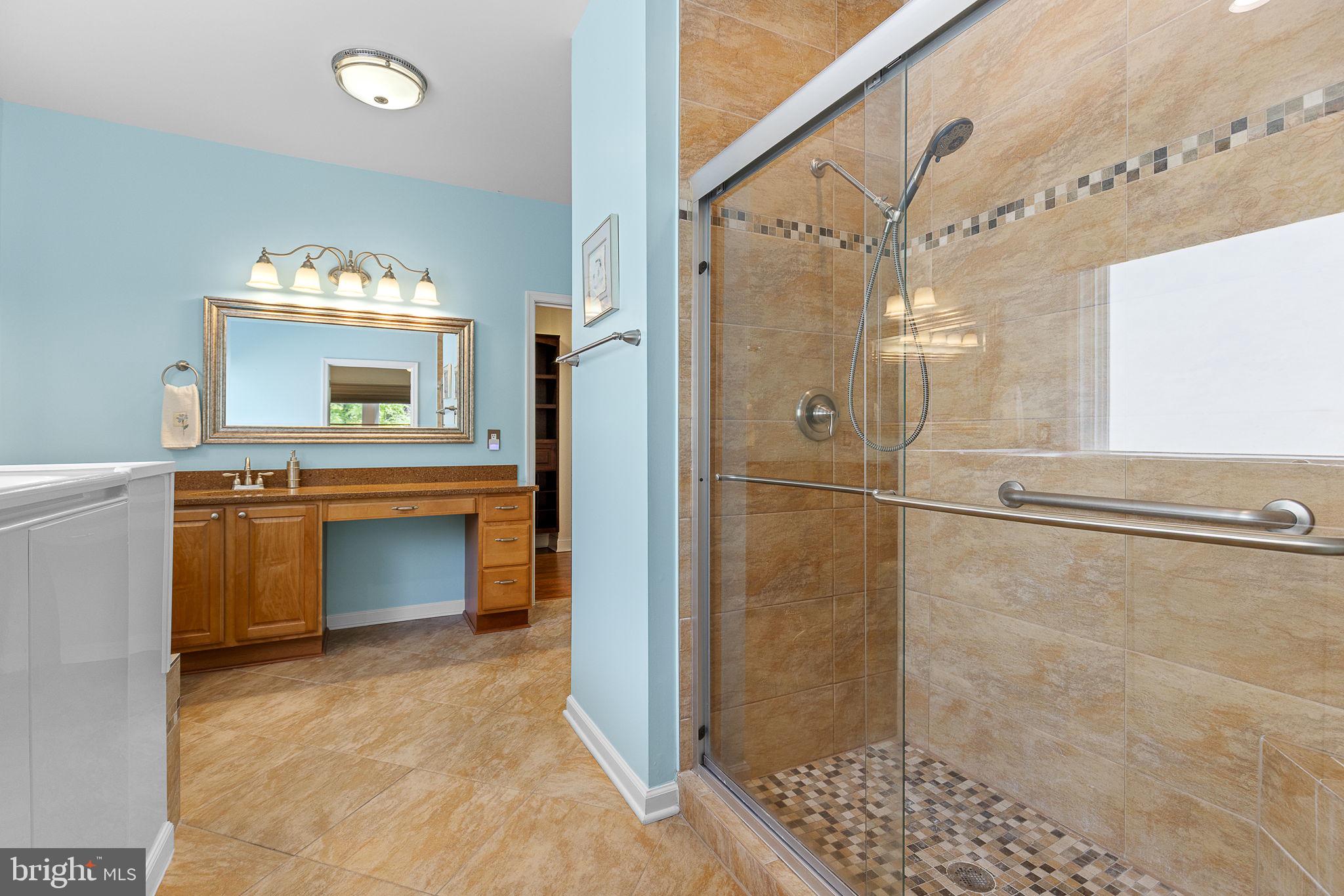 FALLS RUN - Residential