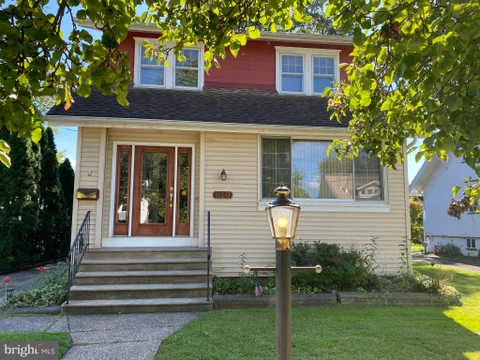 910 Belmont Avenue, Haddon Twp, NJ 08108 - #: NJCD2127236