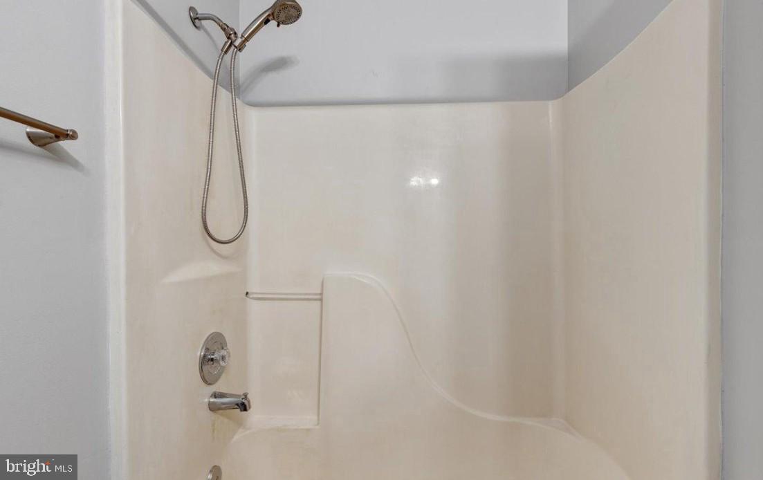 NORTH CHESAPEAKE BEACH - Residential Lease