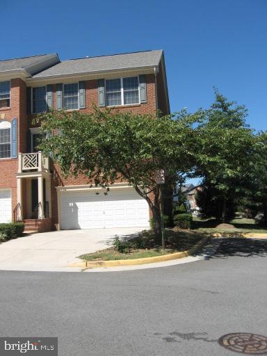 Townhouse For Rent - 4041 Royal Lytham Drive<br/> Fairfax County, FAIRFAX, VA 22033