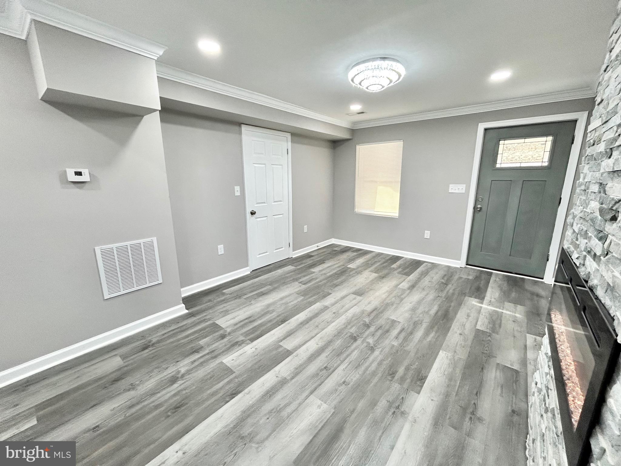 OVERLEA - Residential