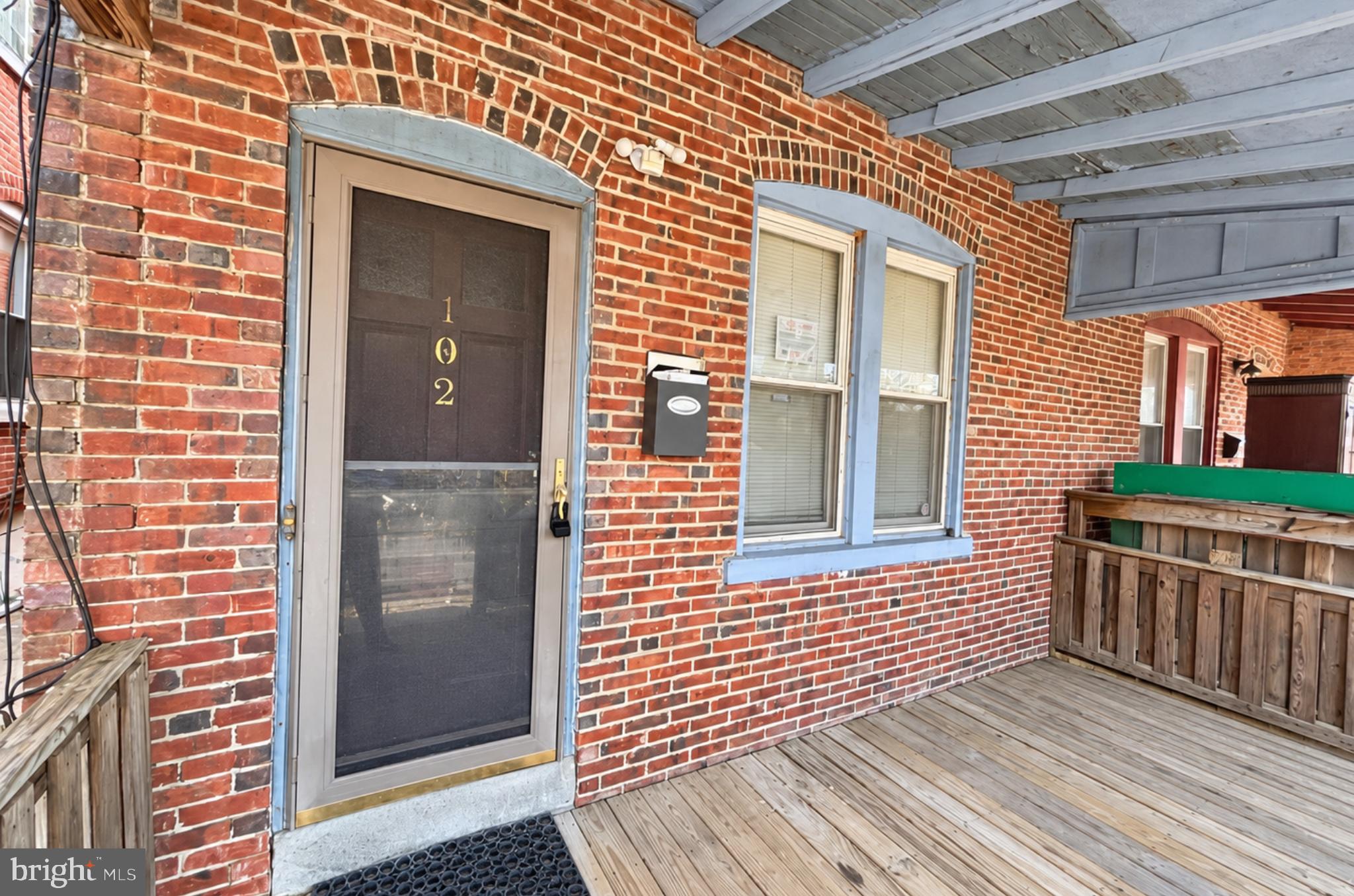 102 N RODNEY STREET