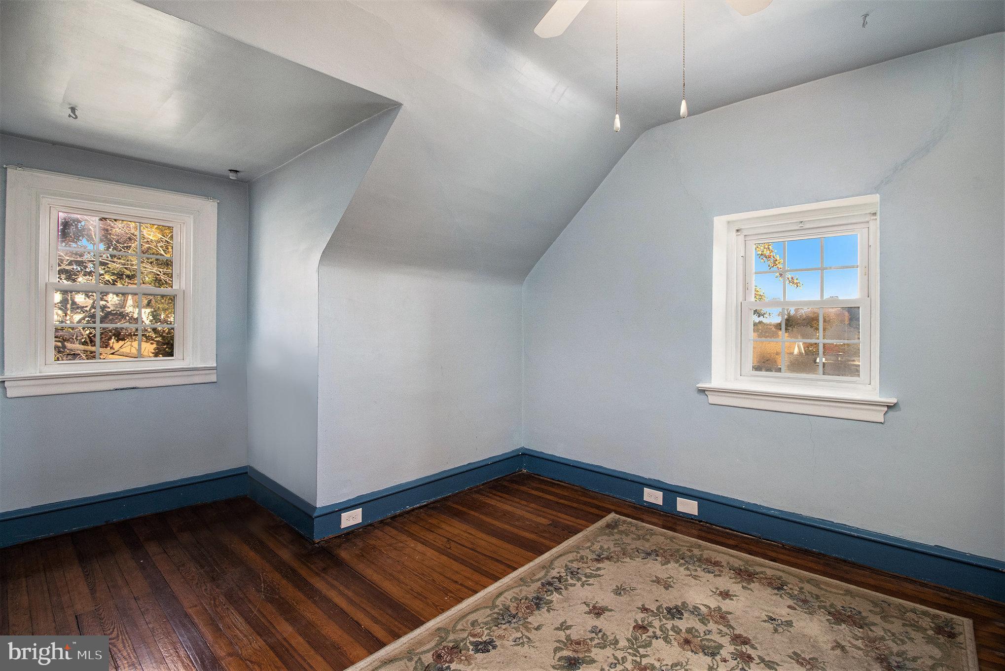 BEVERLY HILLS - Residential