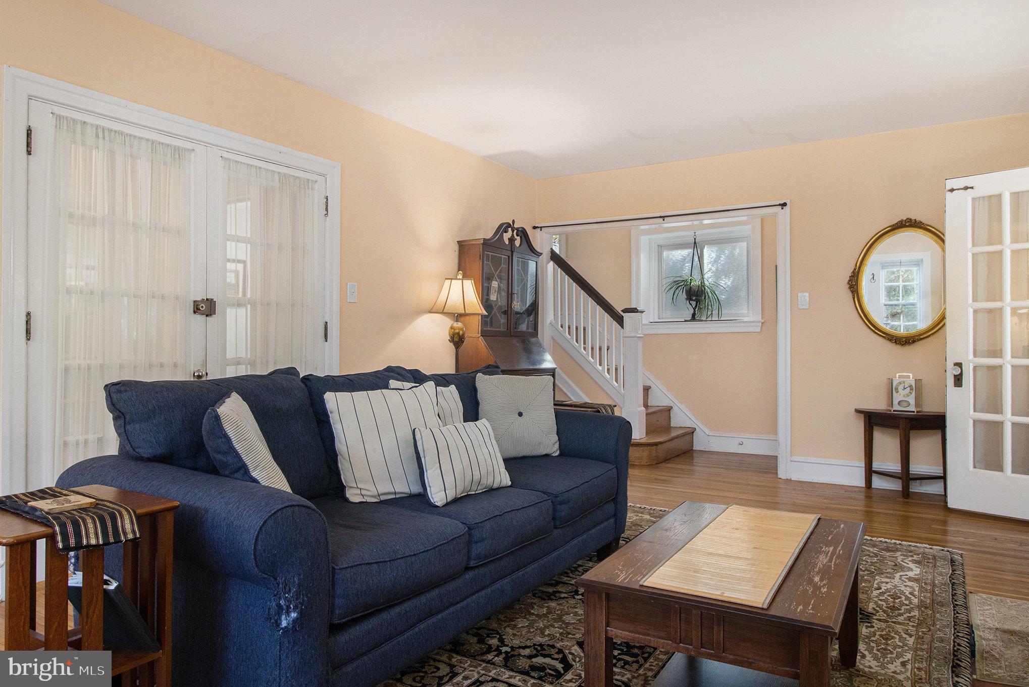 BEVERLY HILLS - Residential