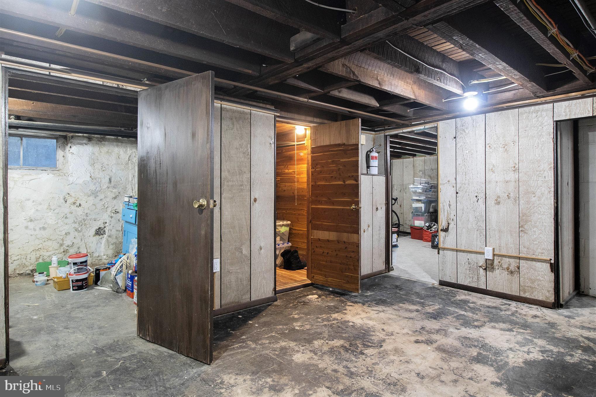 BEVERLY HILLS - Residential