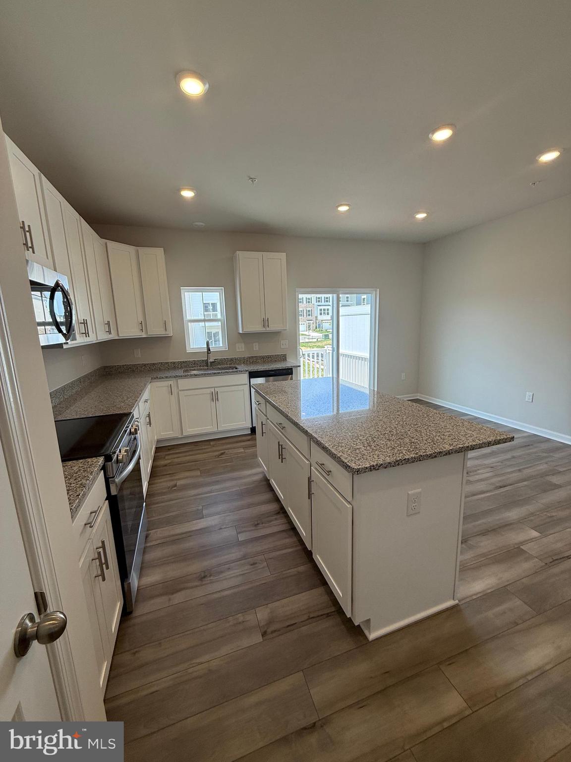 ST CHARLES - Residential